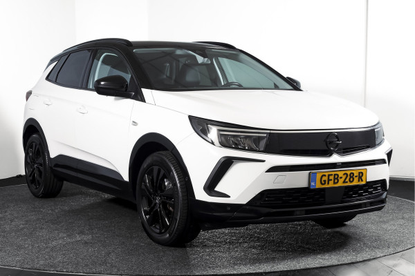 Opel Grandland 1.2 Turbo 130 PK GS Line - Automaat | Cruise | Winterpakket | PDC | Camera | NAV + App. Connect | ECC | DAB | LM 18" |