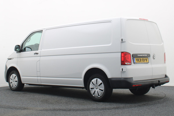 Volkswagen Transporter 2.0 TDI L2H1 28 150PK Trekhaak, Apple Carplay, DAB, Cruise, PDC