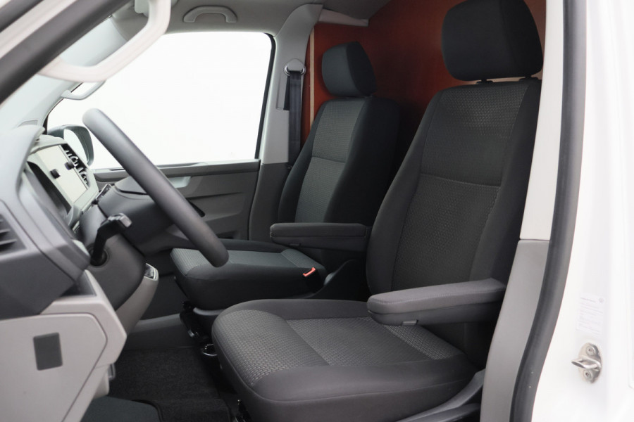 Volkswagen Transporter 2.0 TDI L2H1 28 150PK Trekhaak, Apple Carplay, DAB, Cruise, PDC