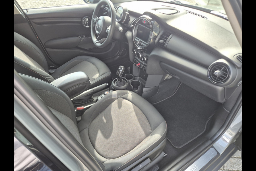 MINI One 1.5 5-deurs, NAP, 17 inch, PDC, Climate Control