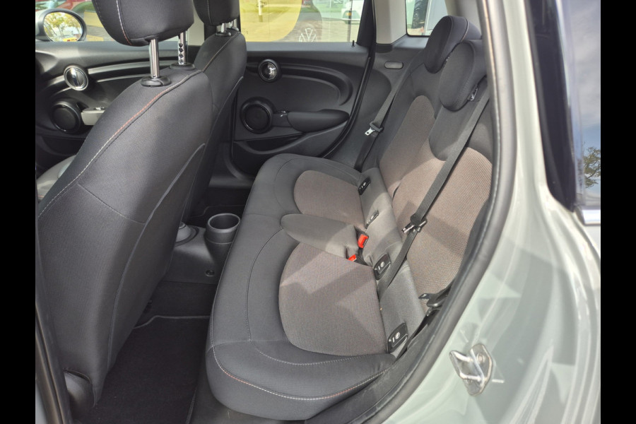 MINI One 1.5 5-deurs, NAP, 17 inch, PDC, Climate Control