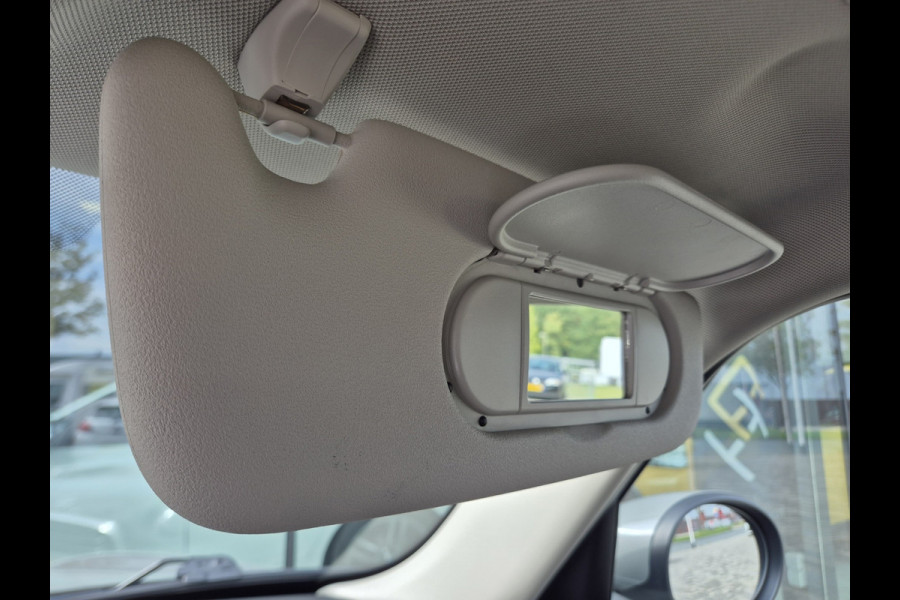 MINI One 1.5 5-deurs, NAP, 17 inch, PDC, Climate Control