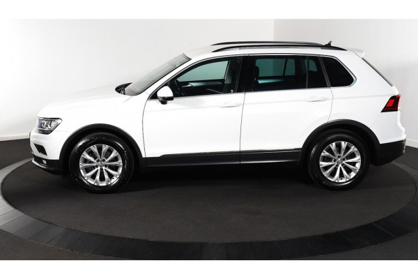 Volkswagen Tiguan 1.5 TSI Comfortline - Navi - Parkeerhulp - Climate - Org.NL