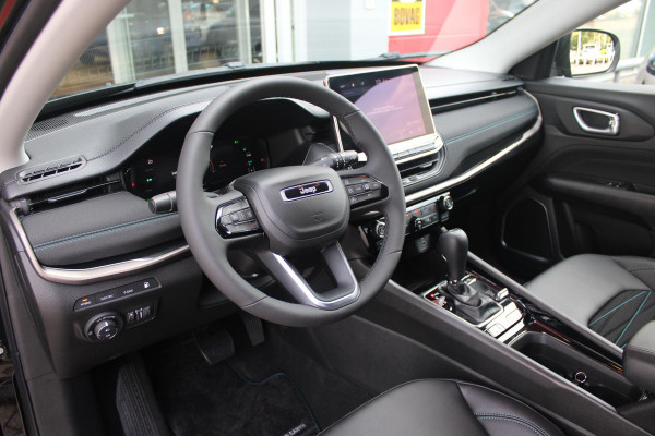 Jeep Compass 4xe 240PK Plug-in Hybrid ELECTRIC UPLAND | LAGE KM STAND! | NAVIGATIE | DRAADLOZE APPLE CARPLAY/ANDROID AUTO | DRAADLOZE TELEFOONLADER | ALL SEASON BANDEN | KEYLESS ENTRY/START | ADAPTIVE CRUISE CONTROL | FULL LED KOPLAMPEN | 17" LICHTMETALEN VELGEN | CLIMATE CONTROL | DAB+ RADIO |