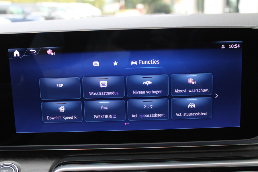 Mercedes-Benz V-Klasse 300d / AMG / 4-Matic / 7-Persoons / Luchtvering / Pano / Elec Stoelen / Burmester / Vol Opties / NIEUWSTAAT.