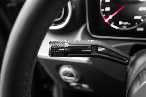 Mercedes-Benz C-Klasse 180 Luxury Line Avantgarde Pano Leder Camera Matrix LED