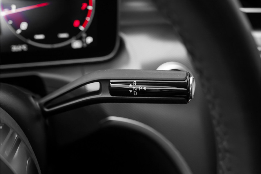 Mercedes-Benz C-Klasse 180 Luxury Line Avantgarde Pano Leder Camera Matrix LED