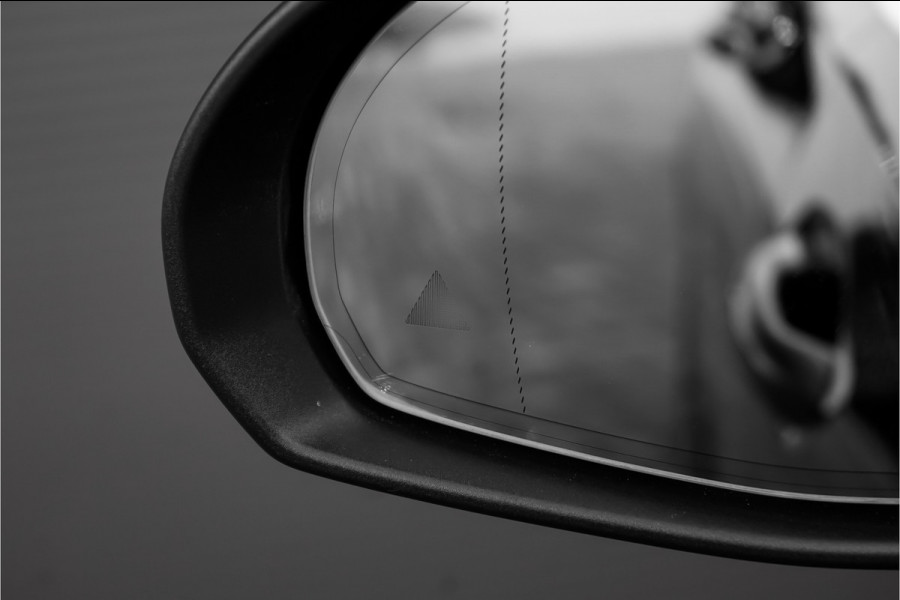 Mercedes-Benz C-Klasse 180 Luxury Line Avantgarde Pano Leder Camera Matrix LED