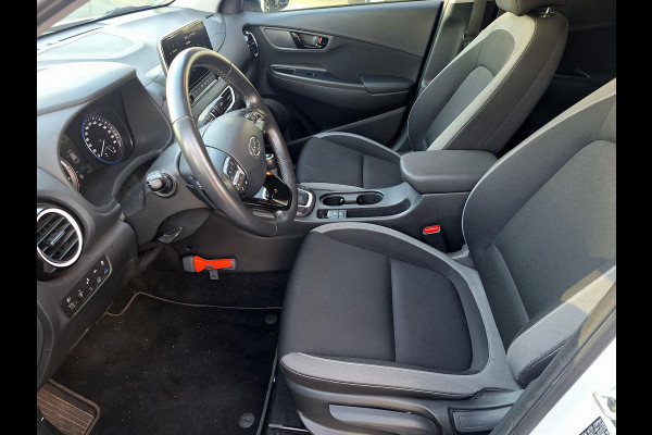 Hyundai Kona 1.6 GDI HEV Fashion | Climate | Trekhaak 1300kg |  Blindspot | Adaptive CC | Camera | HUD |