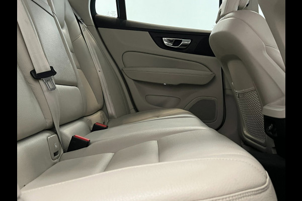 Volvo V60 2.0 D3 / BTW / CarPlay / Memory / Leder / Keyless