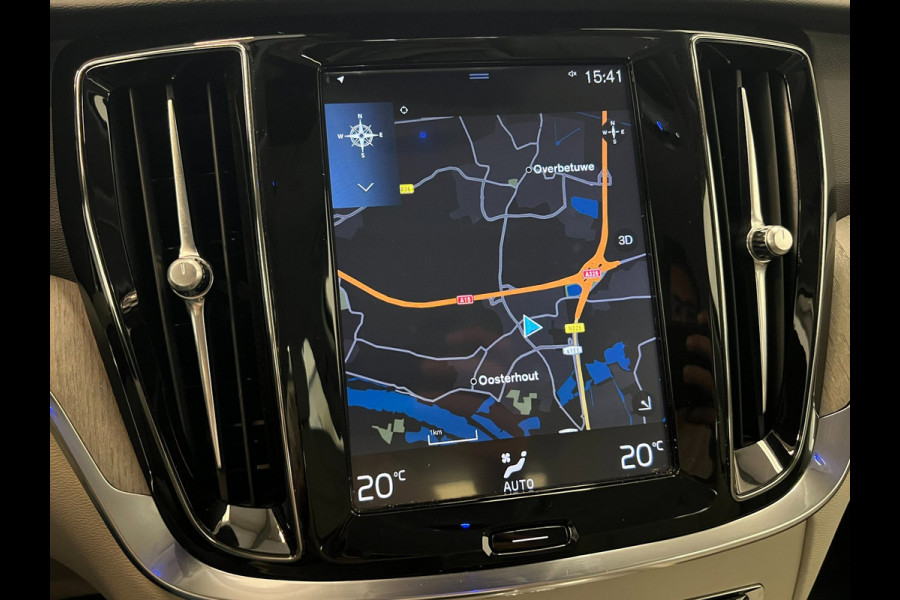Volvo V60 2.0 D3 / BTW / CarPlay / Memory / Leder / Keyless