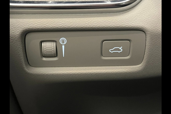 Volvo V60 2.0 D3 / BTW / CarPlay / Memory / Leder / Keyless
