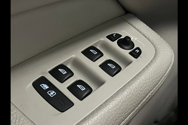 Volvo V60 2.0 D3 / BTW / CarPlay / Memory / Leder / Keyless