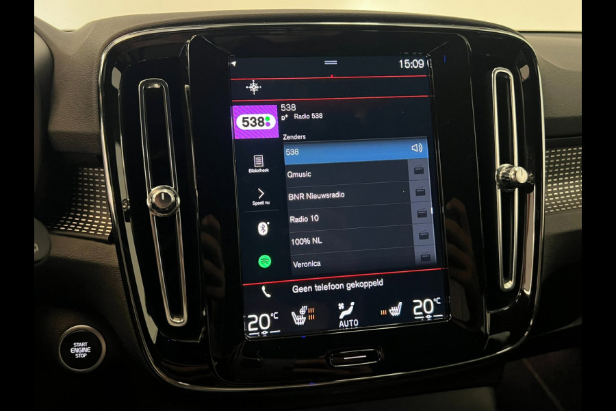 Volvo XC40 1.5 T5 Recharge / Nieuwe Accu / Dealer onderhouden