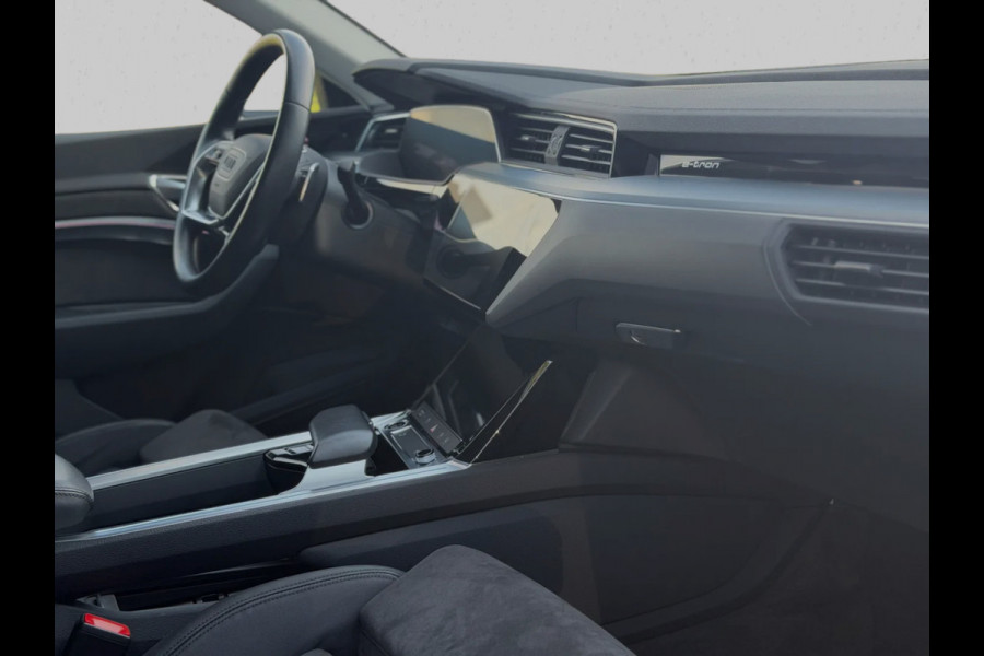 Audi e-tron Sportback 55 quattro S edition 95 kWh 94% SoH (Dealer OndH, Panorama, Matrix KopLampen, 360 Camera, Carplay, Etc)