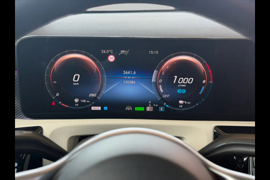 Mercedes-Benz CLA-Klasse Shooting Brake 250e Solution AMG Limited (NL-auto, Goed OnderH, Panorama, SfeerV, Carplay, Lane Assist)