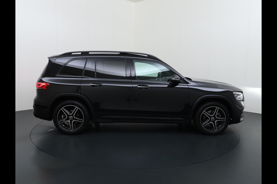 Mercedes-Benz Glb 180 AMG line | Pano Sound Keyless Memory