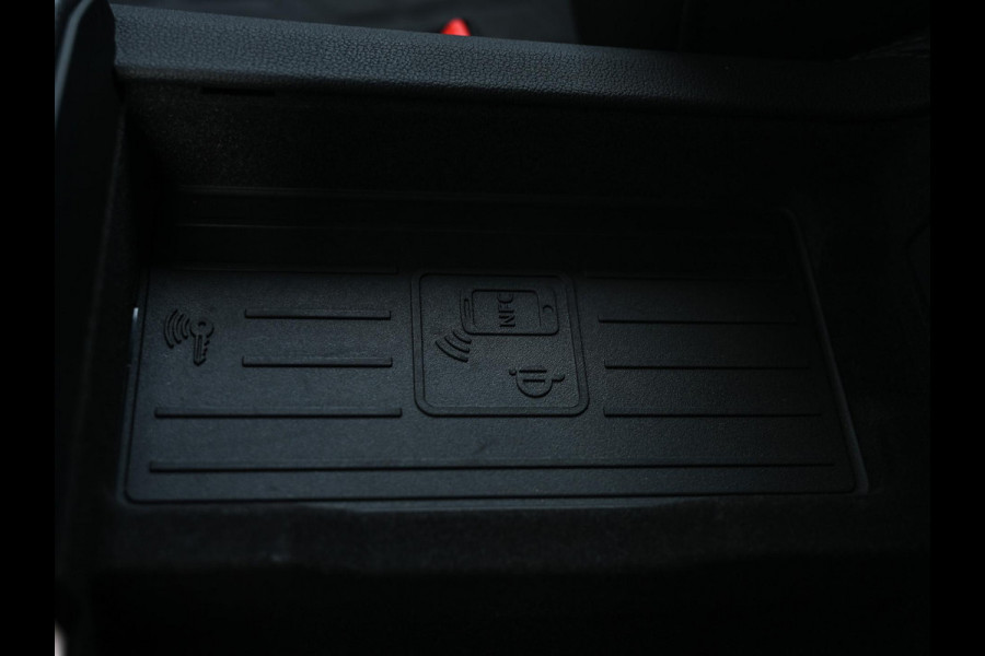 Audi A6 Avant RS 6 TFSI quattro | Achterasbesturing | VOSSEN Velgen | B&O | 360 Camera | Luchtvering | Memory Seat | Stoelverwarming V+A | Stuurverwarming | Ambiance Interieur | Trekhaak |