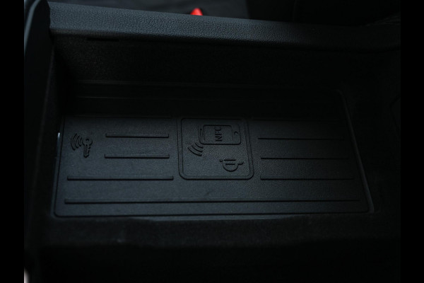 Audi A6 Avant RS 6 TFSI quattro | Achterasbesturing | VOSSEN Velgen | B&O | 360 Camera | Luchtvering | Memory Seat | Stoelverwarming V+A | Stuurverwarming | Ambiance Interieur | Trekhaak |