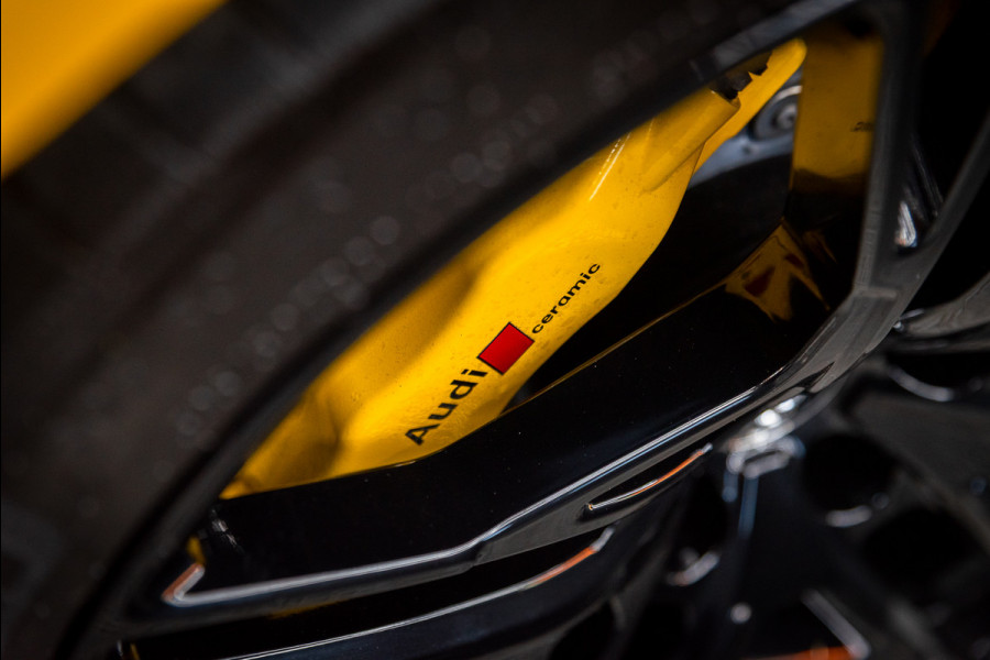 Audi R8 Spyder 5.2 performance quattro / Buckets / Capristo / Keramisch / Non OPF / B&O / Exclusive