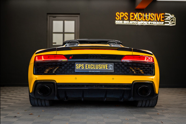 Audi R8 Spyder 5.2 performance quattro / Buckets / Capristo / Keramisch / Non OPF / B&O / Exclusive