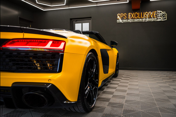 Audi R8 Spyder 5.2 performance quattro / Buckets / Capristo / Keramisch / Non OPF / B&O / Exclusive