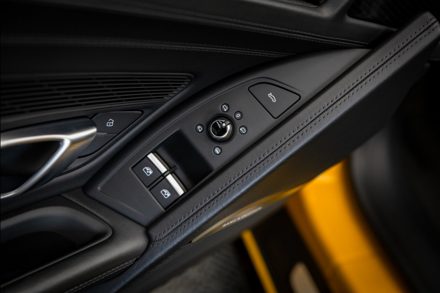 Audi R8 Spyder 5.2 performance quattro / Buckets / Capristo / Keramisch / Non OPF / B&O / Exclusive