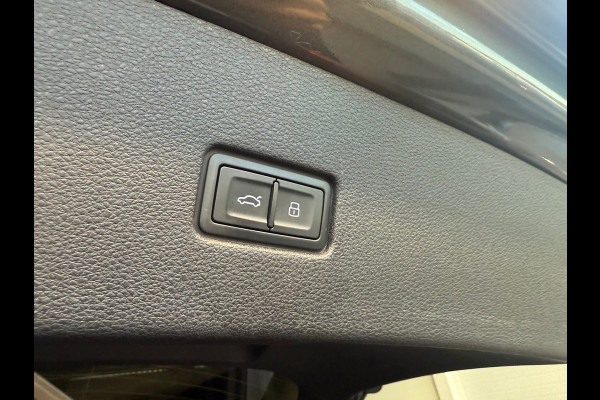 Audi Q8 60 TFSI e quattro S Line Pano|RS Seat|Carbon|HuD|B&O