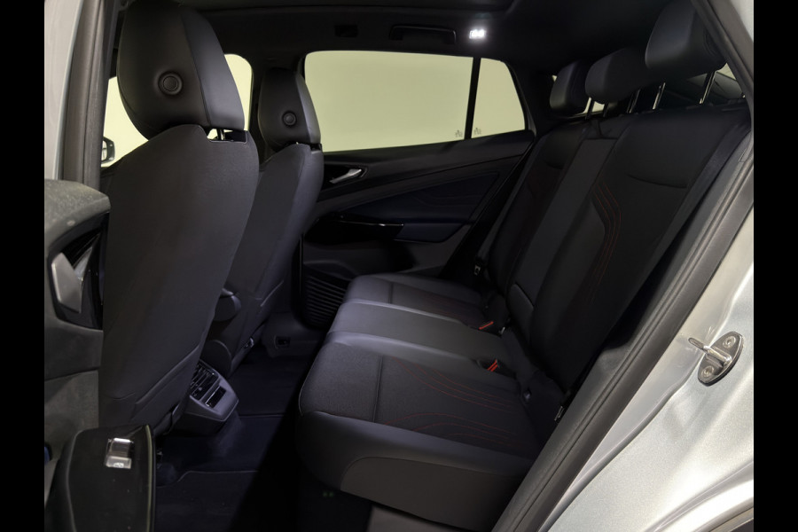 Volkswagen ID.5 GTX 77 kWh | ACC | Panoramadak | Keyless | Adaptief sportonderstel | Warmtepomp | Trekhaak