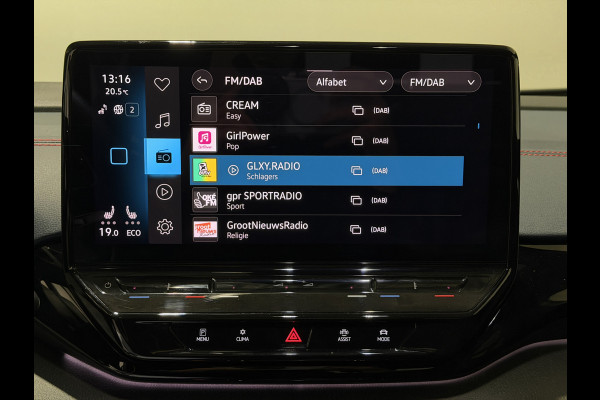Volkswagen ID.5 GTX 77 kWh | ACC | Panoramadak | Keyless | Adaptief sportonderstel | Warmtepomp | Trekhaak