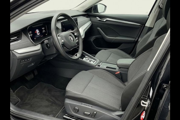 Škoda Octavia Combi 1.5 e-TSI Business Edition Plus 150pk DSG | Navigatie | Trekhaak wegklapbaar | Head-Up Display | Parkeercamera | Elektrisch verstelbare bestuurdersstoel met geheugen |