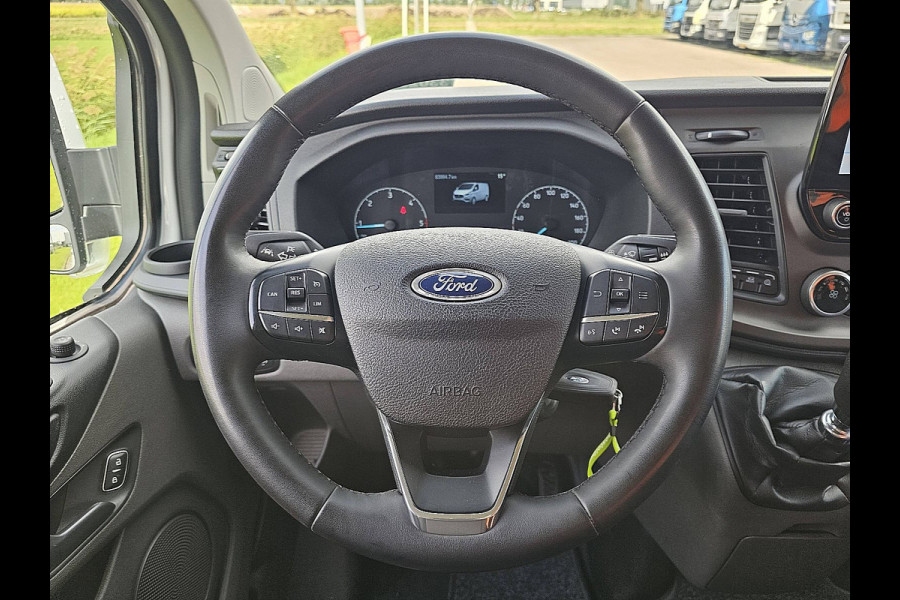 Ford Transit Custom 280 2.0 TDCI L1H1 Trend Cruise control, Airco, Pdc, Carplay, Navi, Camera, Lane-assist