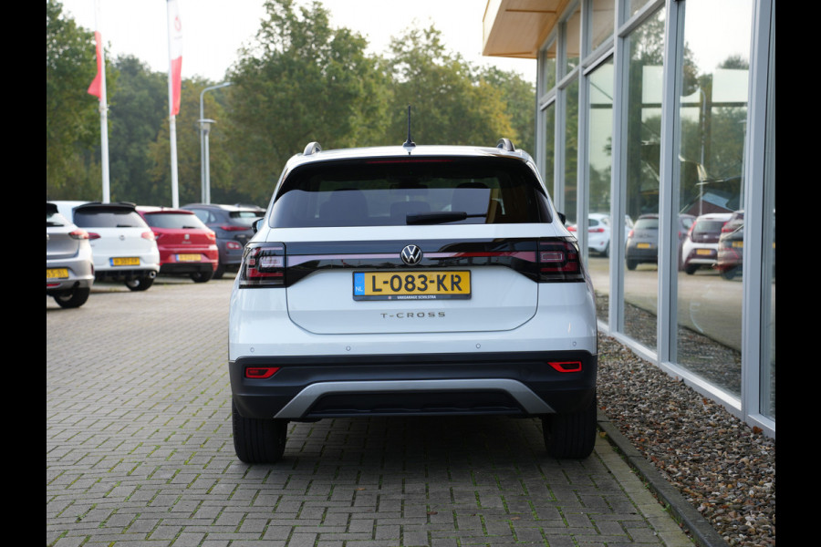 Volkswagen T-Cross 1.0 TSI Life | Cruise control adaptief | LED | Draadloze telefoonlader |