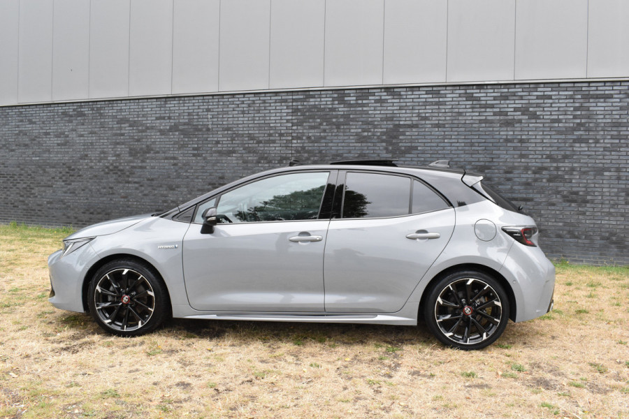 Toyota Corolla 2.0 Hybrid GR-Sport Plus Pano Bi-tone Automaat 10 jaar toyota garantie