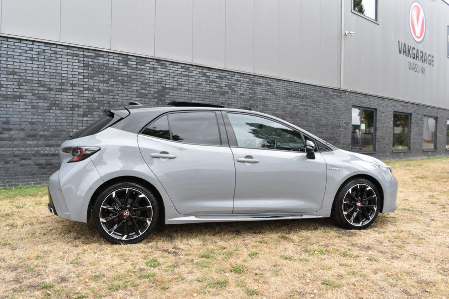 Toyota Corolla 2.0 Hybrid GR-Sport Plus Pano Bi-tone Automaat 10 jaar toyota garantie