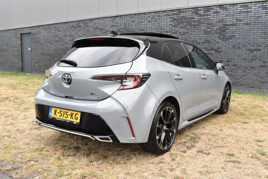 Toyota Corolla 2.0 Hybrid GR-Sport Plus Pano Bi-tone Automaat 10 jaar toyota garantie