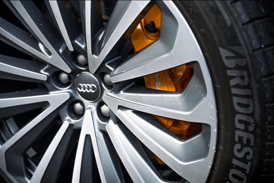 Audi e-tron E-tron 55 quattro advanced Pro Line Plus 95 kWh Soh 95% I Siambiege I Luchtvering I Stoelkoeling & verwarming I B&O