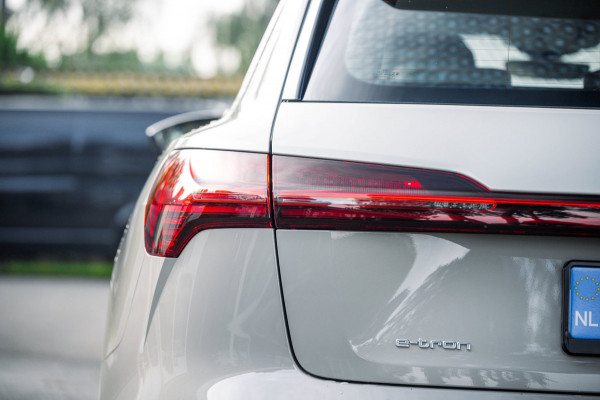 Audi e-tron E-tron 55 quattro advanced Pro Line Plus 95 kWh Soh 95% I Siambiege I Luchtvering I Stoelkoeling & verwarming I B&O