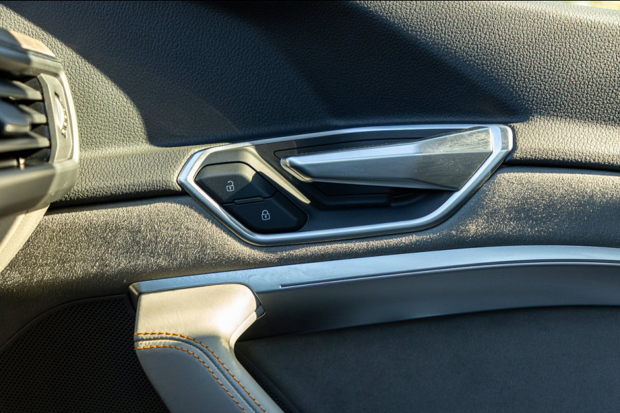 Audi e-tron E-tron 55 quattro advanced Pro Line Plus 95 kWh Soh 95% I Siambiege I Luchtvering I Stoelkoeling & verwarming I B&O