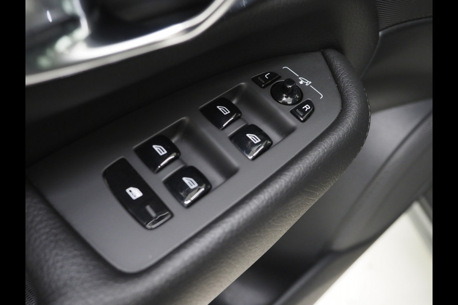 Volvo XC90 2.0 T8 Recharge AWD Inscription 7p Long range | Leder | Trekhaak | Pilot Assist | Memory | Camera | Keyless | BLIS | Carplay