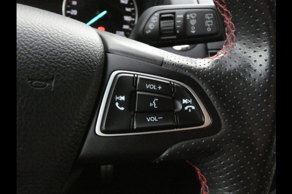 Ford EcoSport 1.0 EcoBoost ST-Line | TREKHAAK | APPLE CARPLAY | KEYLESS ENTRY |