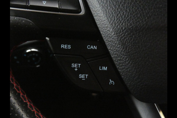 Ford EcoSport 1.0 EcoBoost ST-Line | TREKHAAK | APPLE CARPLAY | KEYLESS ENTRY |