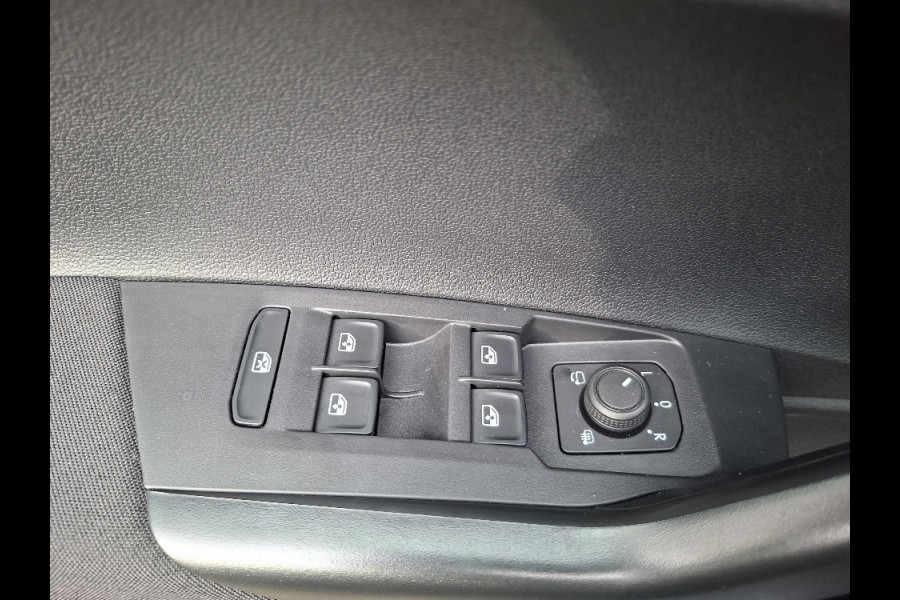 Volkswagen Taigo 1.0 TSI Life Business * AUTOMAAT * Apple Carplay * 37.000KM!