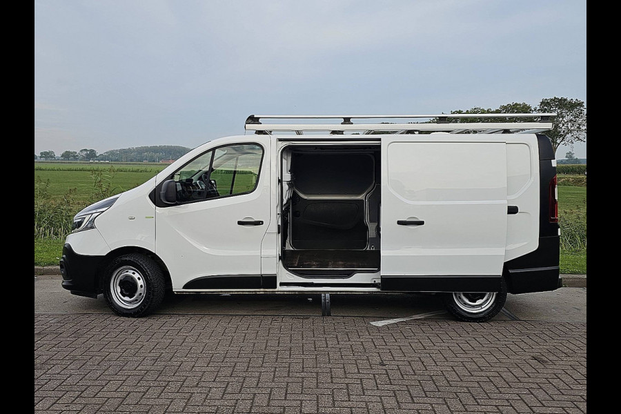Renault Trafic 2.0 dCi 120 T29 L2H1 Comfort 2x Zijdeur, Cruise, Airco, Pdc, Carplay, Navi, Oh-historie, Trekhaak, Imperiaal, 1e eigenaar