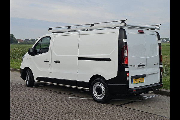 Renault Trafic 2.0 dCi 120 T29 L2H1 Comfort 2x Zijdeur, Cruise, Airco, Pdc, Carplay, Navi, Oh-historie, Trekhaak, Imperiaal, 1e eigenaar