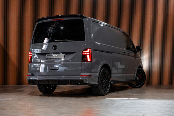 Volkswagen Transporter 2.0 TDI BULLI | ACC | Bi-Xenon | Virtual Cockpit | CarPlay | Discover Pro | Camera | Navigatie | MF Stuur | Nieuwe APK