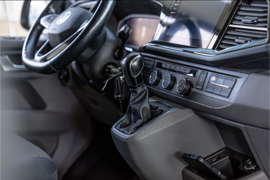Volkswagen Transporter 2.0 TDI BULLI | ACC | Bi-Xenon | Virtual Cockpit | CarPlay | Discover Pro | Camera | Navigatie | MF Stuur | Nieuwe APK