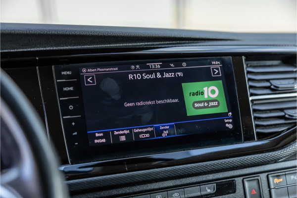Volkswagen Transporter 2.0 TDI BULLI | ACC | Bi-Xenon | Virtual Cockpit | CarPlay | Discover Pro | Camera | Navigatie | MF Stuur | Nieuwe APK