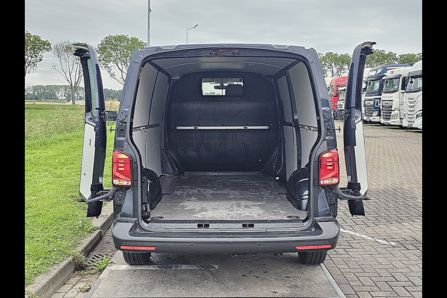 Volkswagen Transporter 2.0 TDI L2H1 30 Airco, Pdc, Carplay, Navi