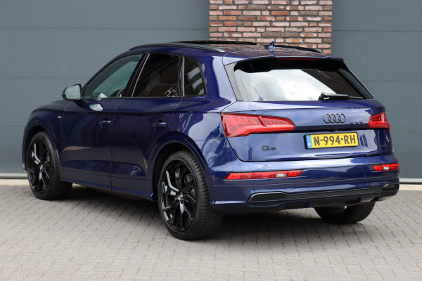 Audi Q5 3.0 TDI Quattro Sport S Line Black Edition | Luchtvering | Bang&Olufsen | ACC | Nappa Leder | Memory | Surround Camera | Stoelverwarming V+A | Panoramadak |